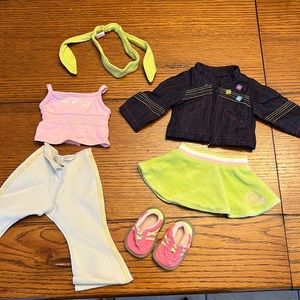 American Girl On the Go outfit